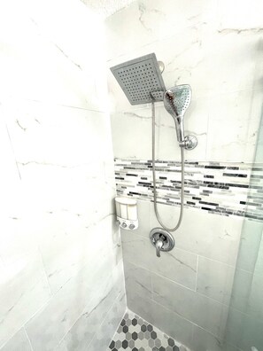 Bruser, bidet, Shampoo