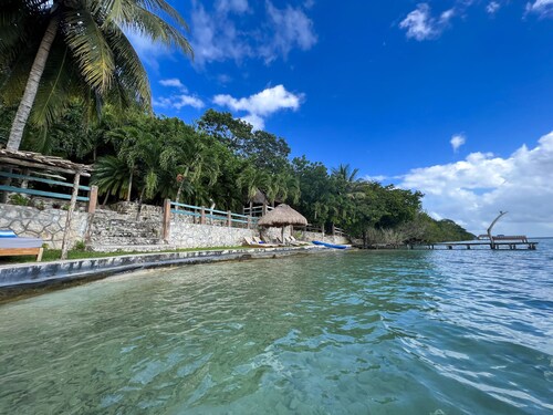 Villa Santuario Lake Front Oasis