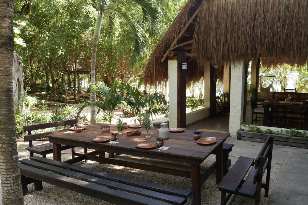 Villa Santuario Lake Front Oasis