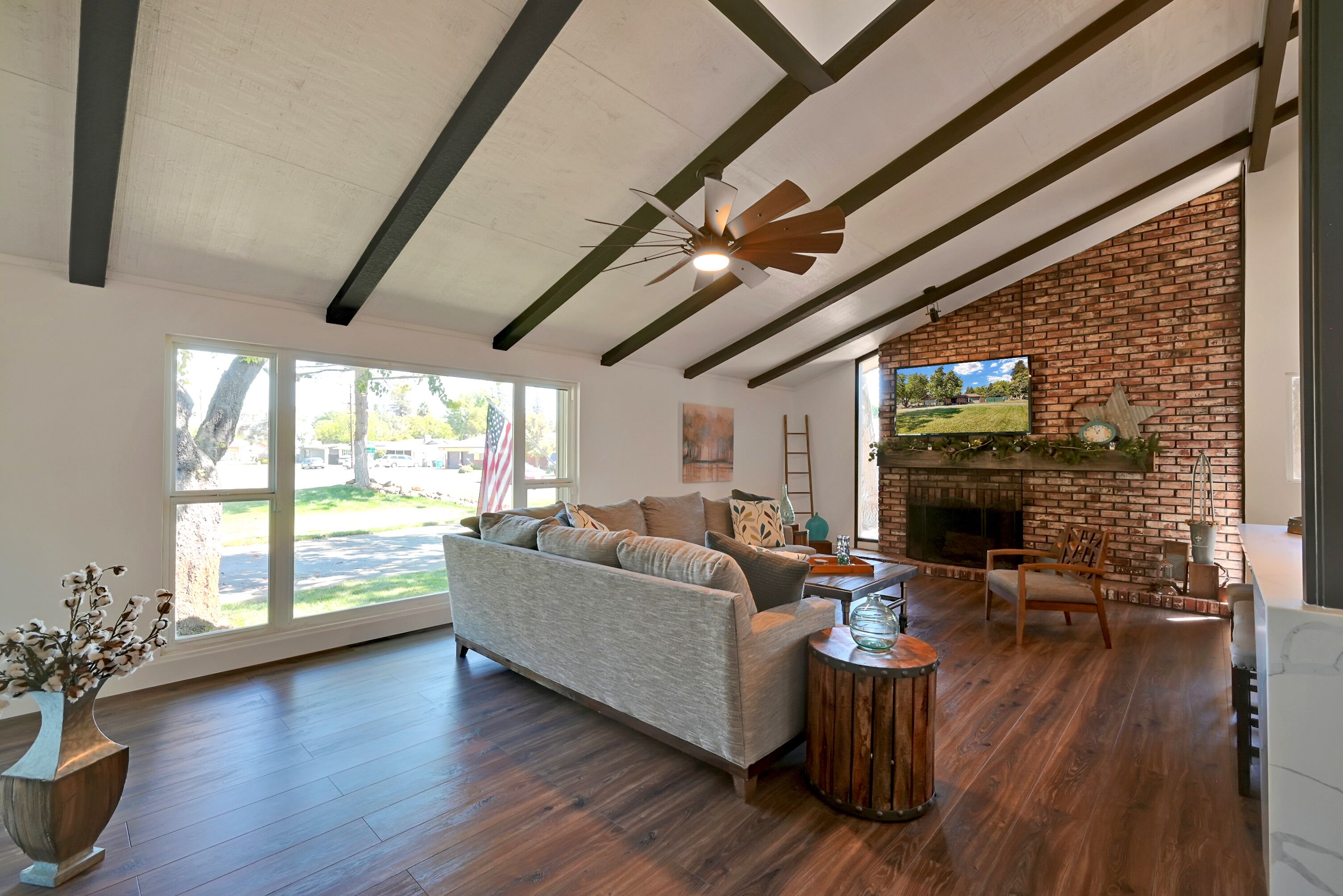 Rustic Modern Retreat W/Pool And Game Room