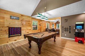 Spielezimmer
