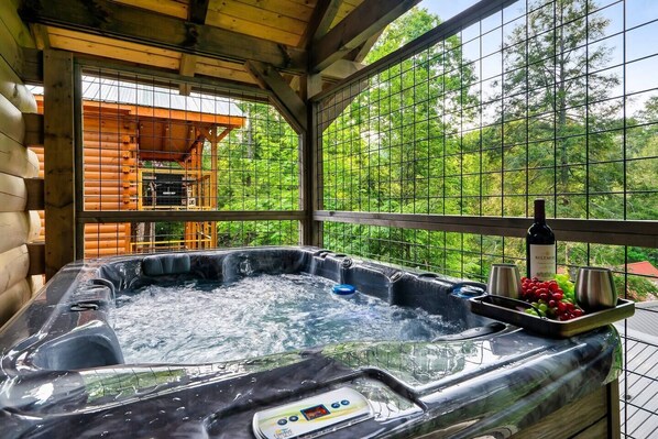 Indoor spa tub