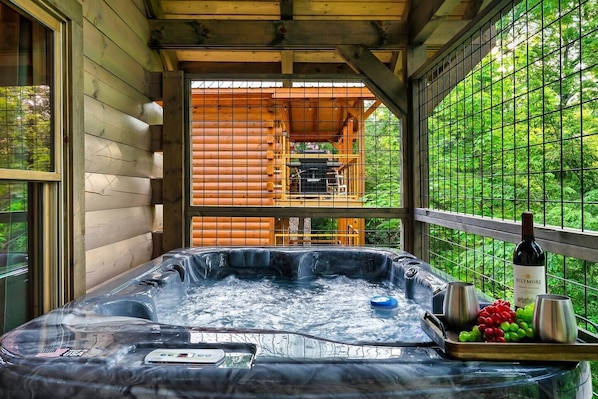 Bain à remous extérieur