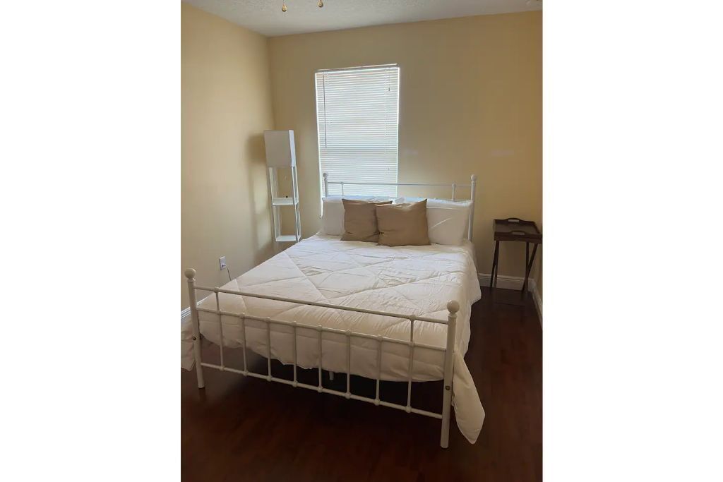 4- Bedroom Bucs House in the Heart of Tampa Bay.