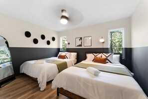 4 bedrooms, desk, iron/ironing board, WiFi