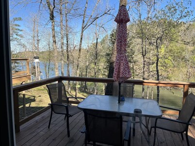 Boutique Woodland Cabin Retreat at Hamilton Cove