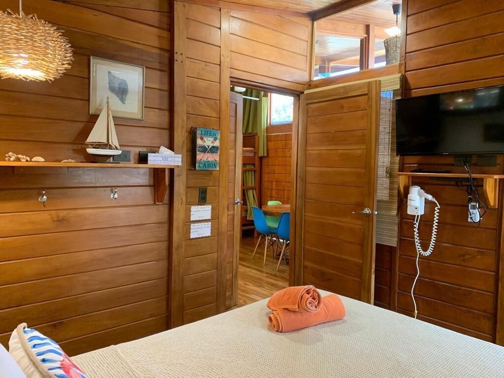 BEAUTIFUL HOUSE WITH PRIVATE POOL- 5 min walking from the beach