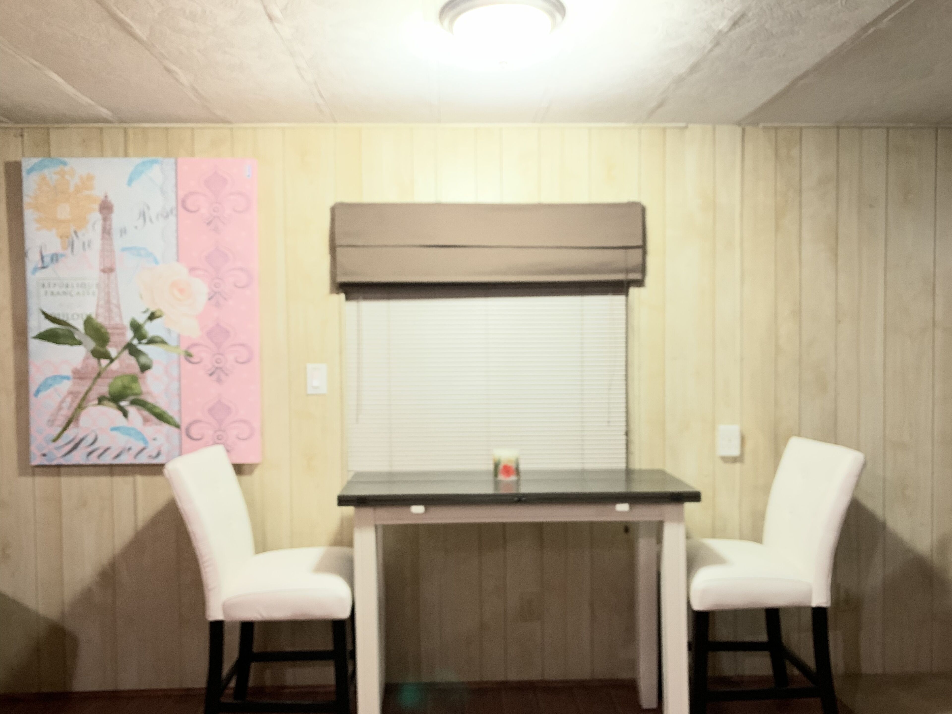 Great Scottsdale Location 2Bed /1Bath /Club House/Pool /Golfing/Parks near by