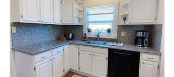 Spacious Home near Downtown San Leandro