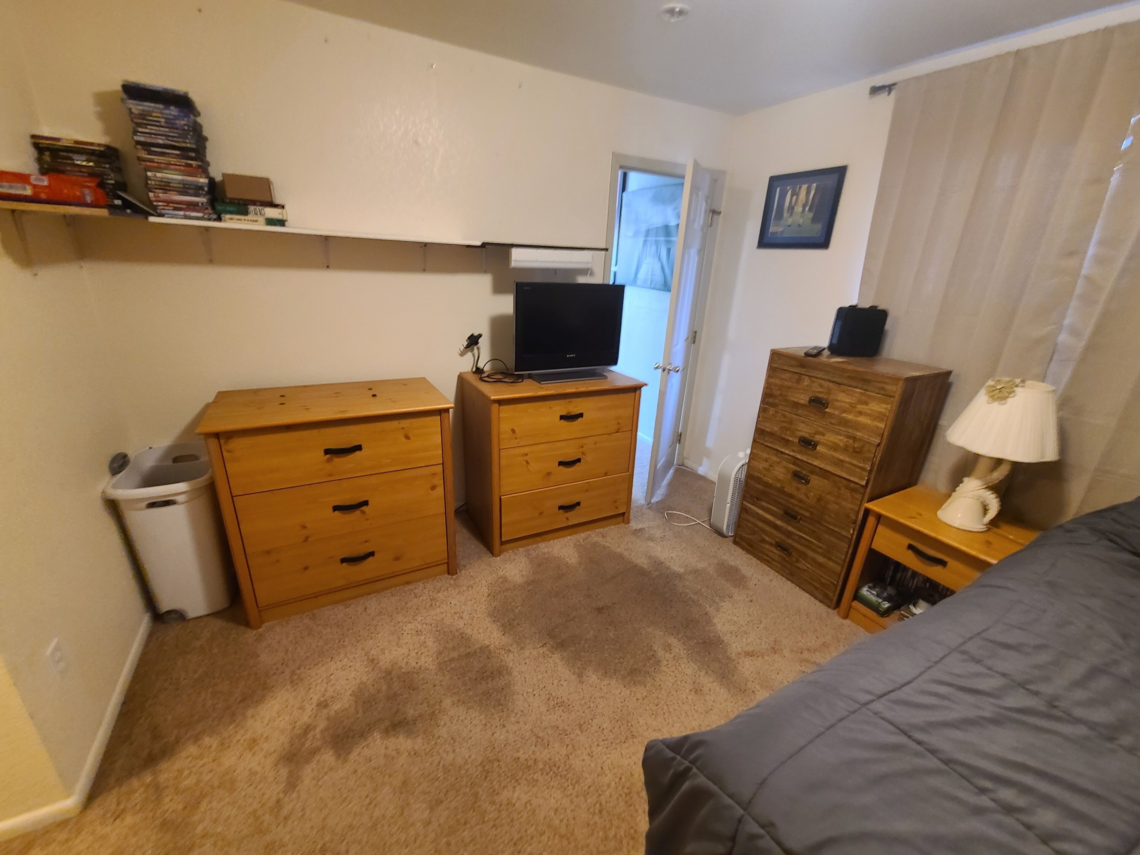 4 bedroom 2 bath house with fenced yard. Close to downtown and U of I