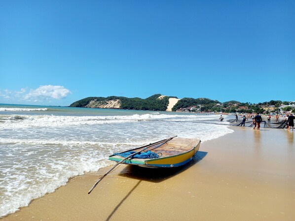 Beach nearby, white sand, free beach shuttle, 20 beach bars