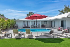 Outdoor pool, a heated pool