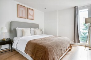 1 camera, ferro/asse da stiro, Wi-Fi, lenzuola