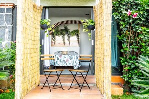 Chambre Confort, salle de bains privée | 1 chambre, couette en duvet d'oie, rideaux occultants, Wi-Fi gratuit