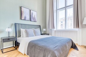 2 bedrooms, iron/ironing board, WiFi, bed sheets - Chic Innere Stadt 2BR w/ Elevator, Best Location in Vienna, by Blueground (Vienna)