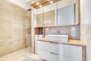 Hair dryer, towels