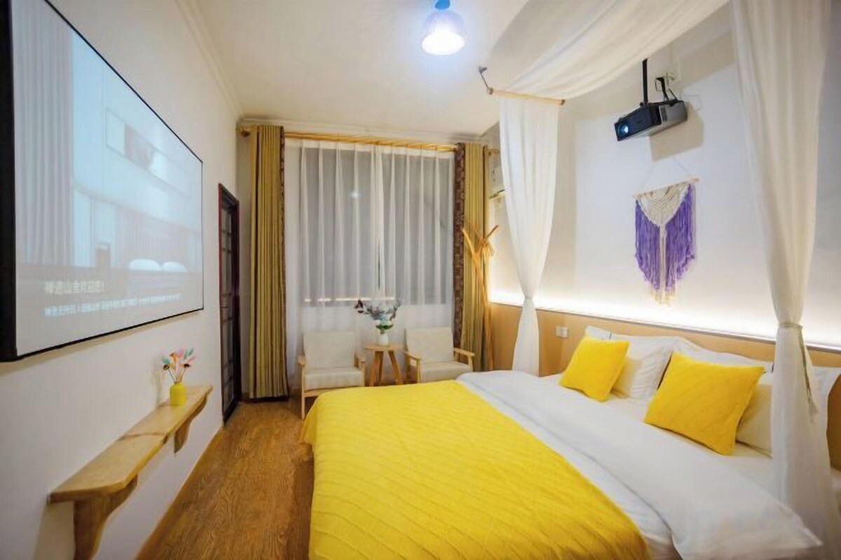 Blackout curtains, bed sheets
