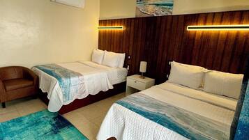 Deluxe Double Room | Egyptian cotton sheets, premium bedding, down comforters, soundproofing