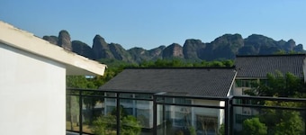 Longhushan Daoyuan Villa