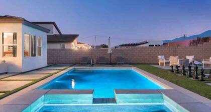 Summer specials! Pool+spa+gameroom+putting green