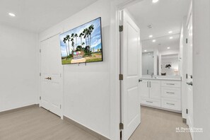 Interior - Spectacular Ocean View Condo in Beachfront Resort (South Padre Island)