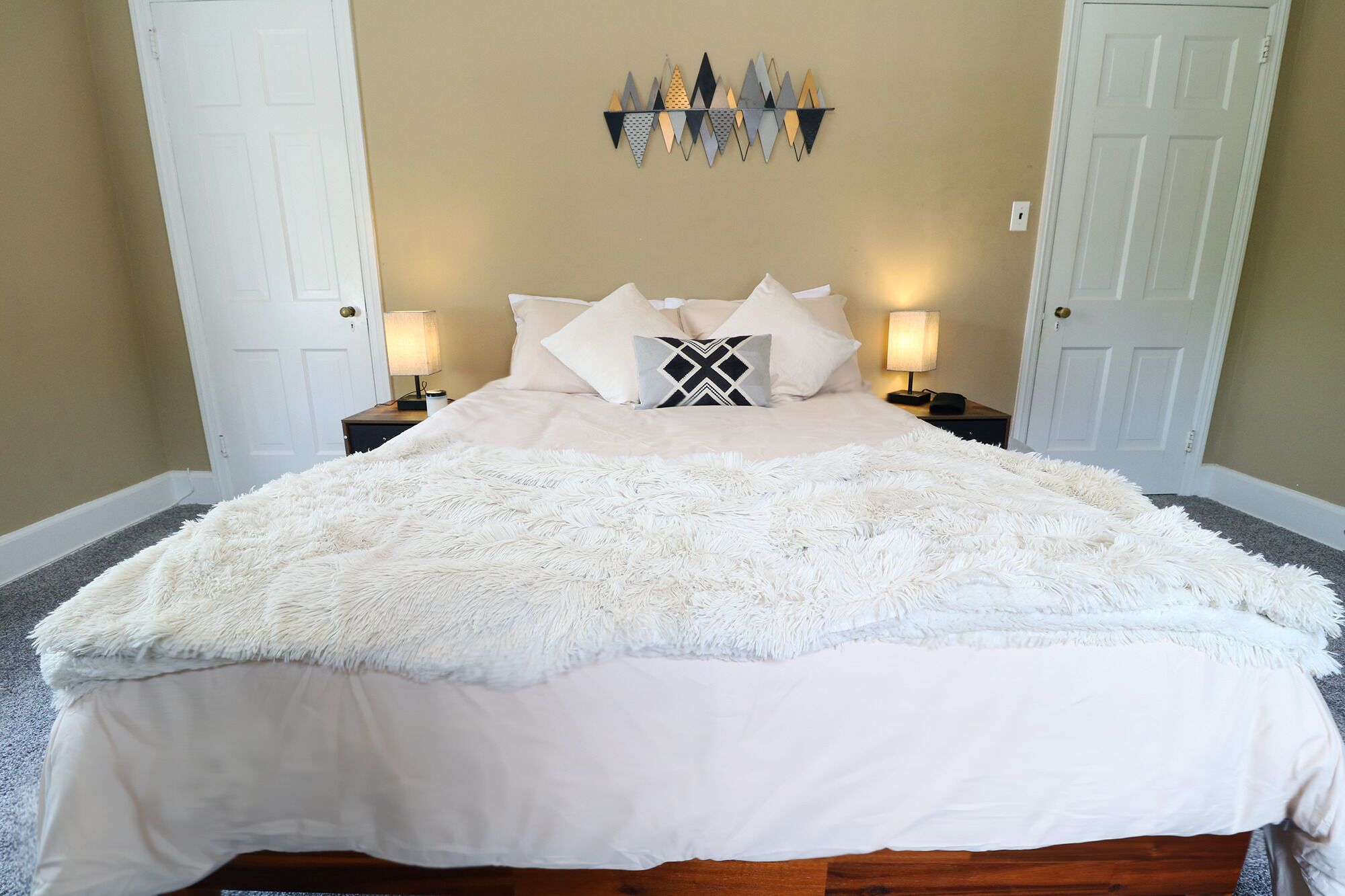 3 chambres, bureau, fer et planche à repasser, Wi-Fi gratuit