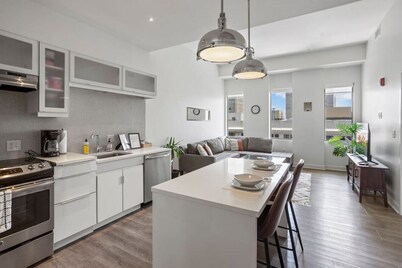 ✪ 20th Floor Views Beautiful Modern 1 bed ✪