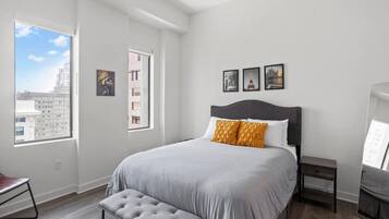 Skrivbord, strykjärn/strykbräda och wi-fi