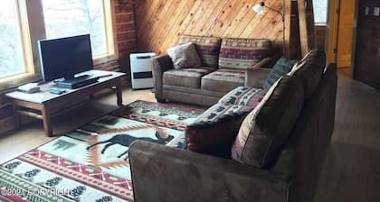 Private Cabin with a View!