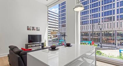 ☆ Modern, Spacious, Cozy Downtown KC ☆