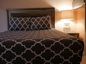 1 bedroom, in-room safe, iron/ironing board, free WiFi