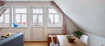 Apartment "am Hainich" with Private Balcony & Wi-Fi