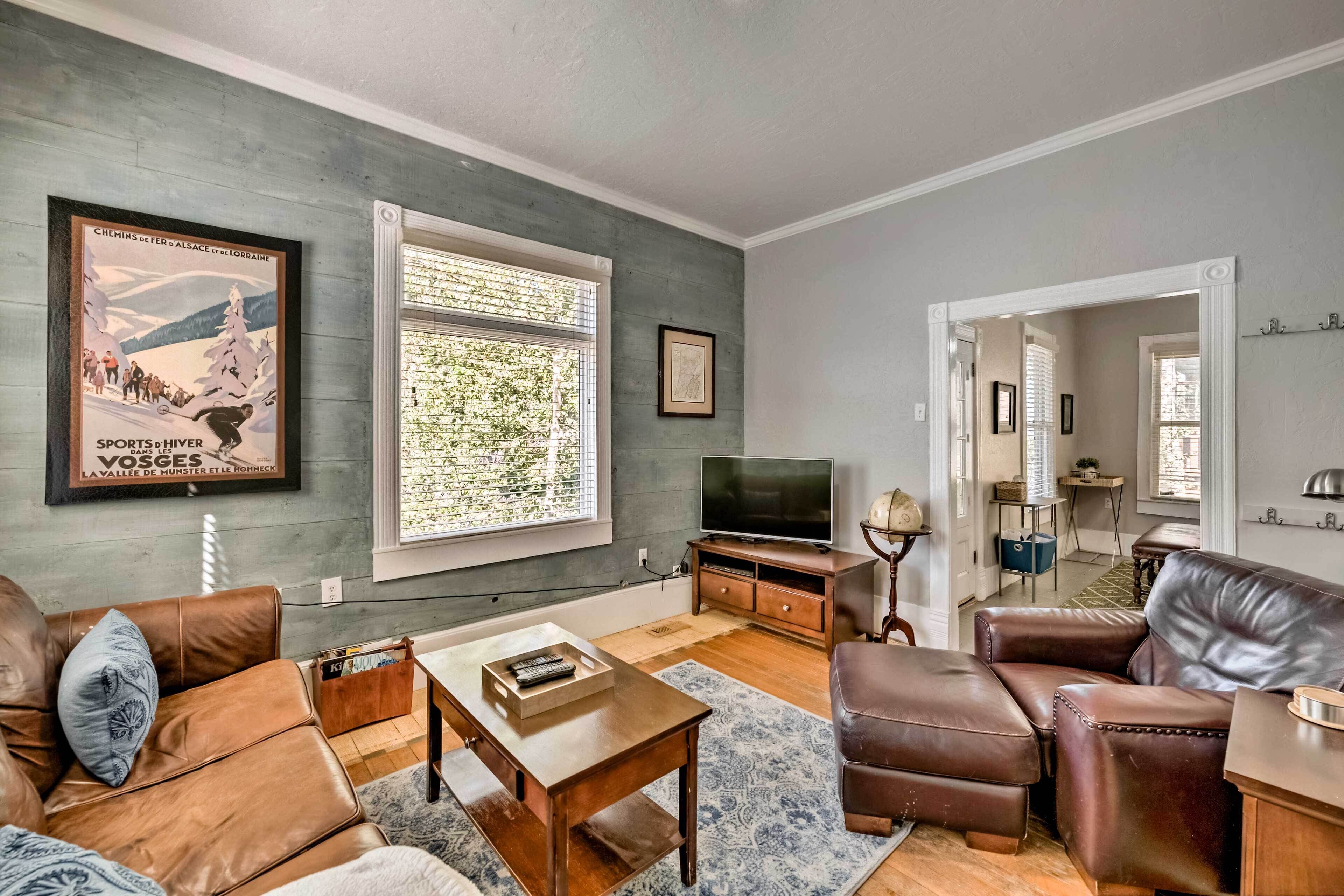 Ski Haven w/ Deck Access, Walk to Main St!