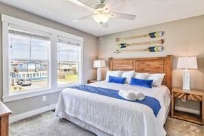 4 bedrooms, internet, bed sheets