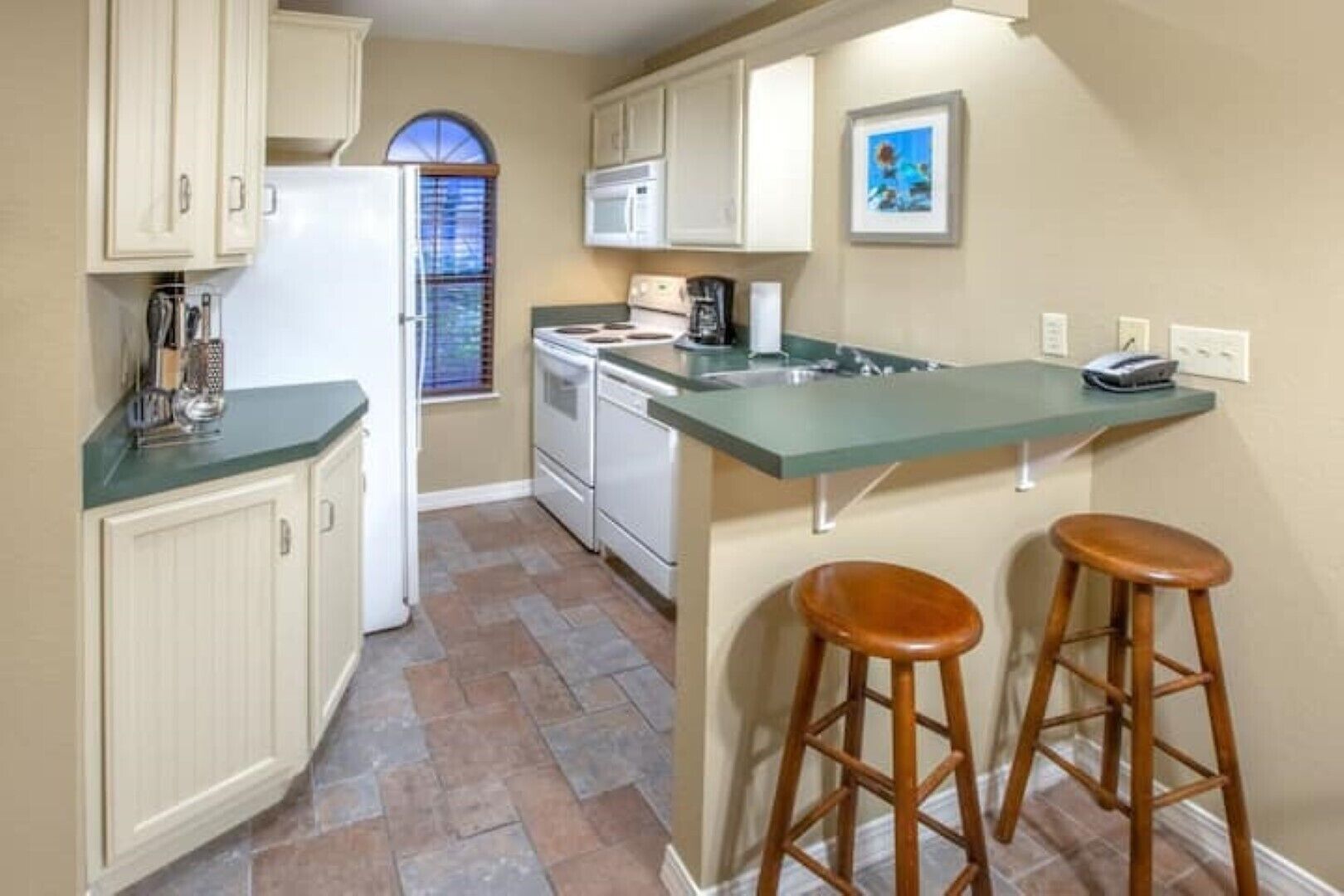 BRANSON FUN AND ATTRACTIONS - 2BD/2BA - KITCHEN