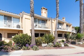 Exterior - Capitola Cliff Drive #3 (Capitola)