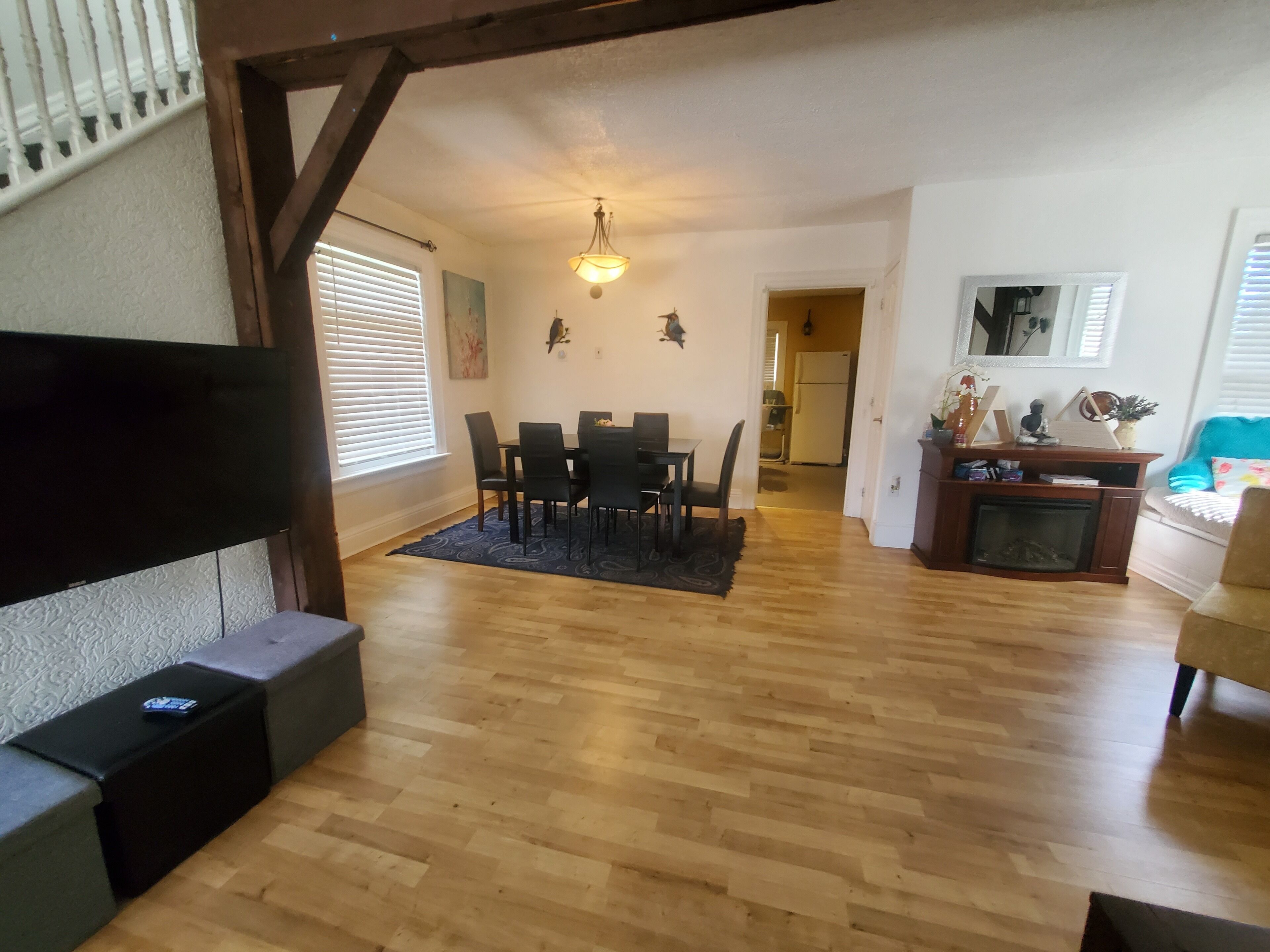 Comfy Cottage Retreat - Peaceful but Convenient!