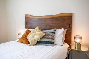 3 Schlafzimmer, Schreibtisch, Bügeleisen/Bügelbrett, kostenloses WLAN