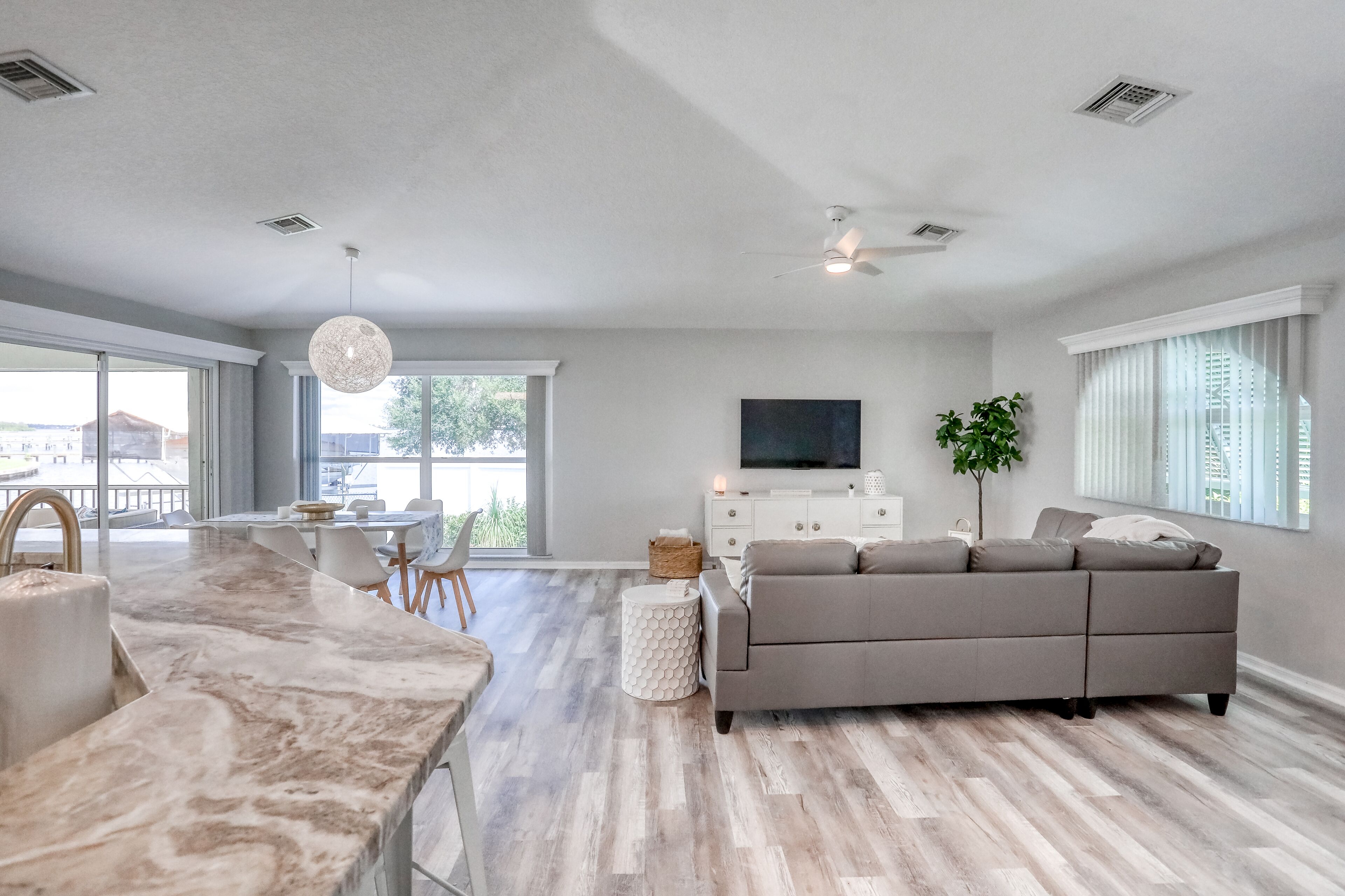 Peaceful, sunny home w/ Gulf view, gas grill, W/D, & central AC