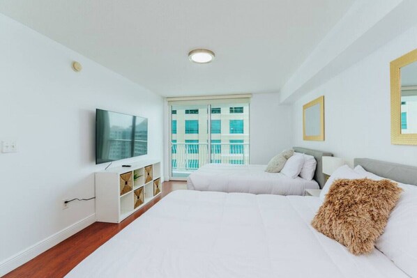 2 bedrooms, desk, iron/ironing board, travel cot