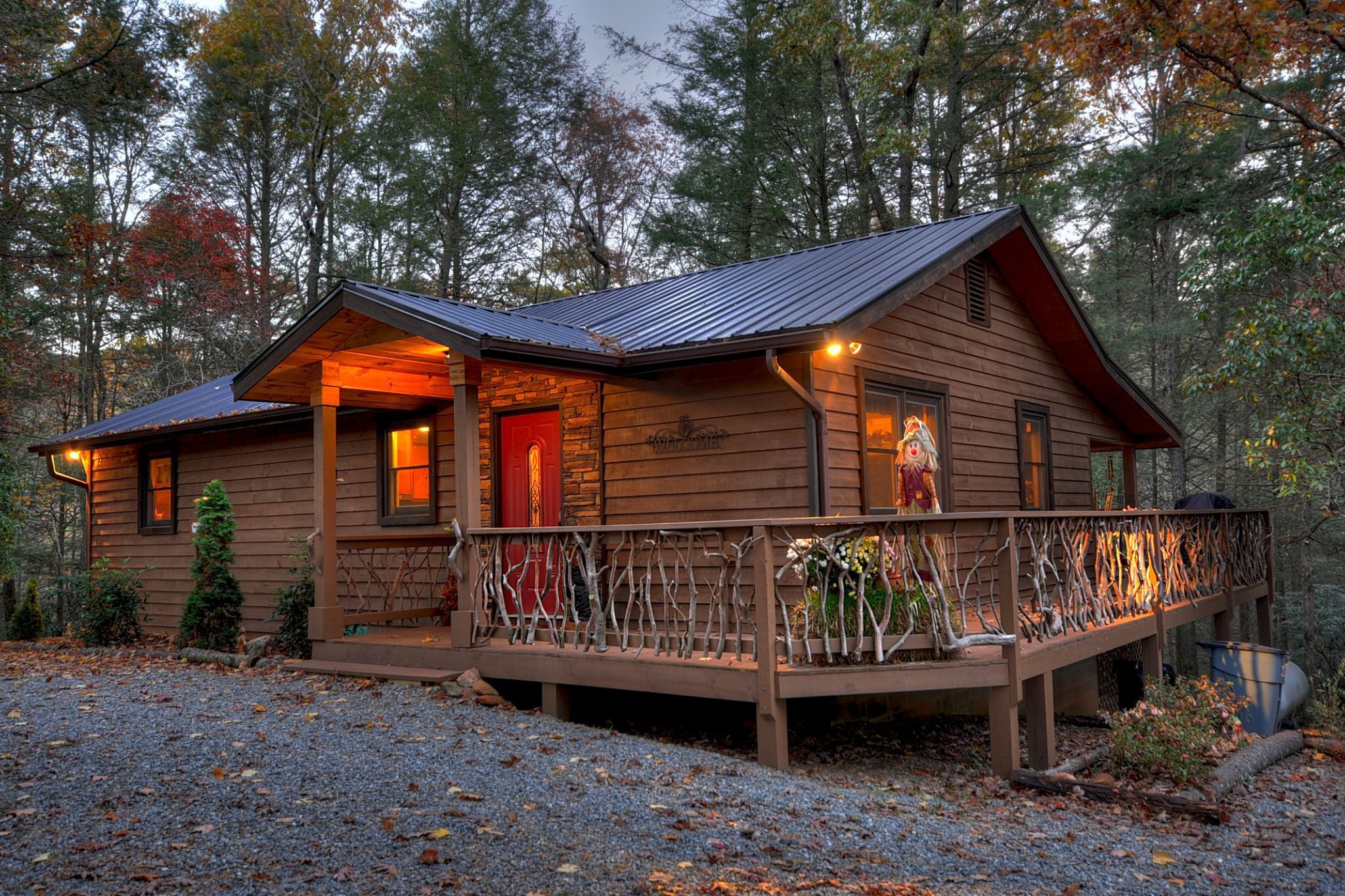 Bach Laurel - Enjoy sounds of nearby creek