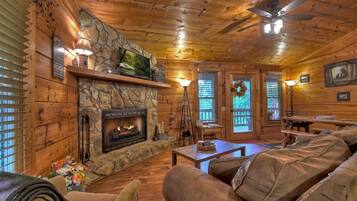 TV, fireplace, DVD player