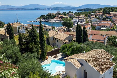 Villa Xanthe - Holiday Villa Rental with private  pool in Kassiopi, Corfu