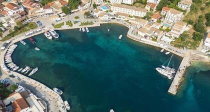 Villa Moyria - Ferienvilla mit privatem Schwimmbad zu vermieten in Kassiopi, Korfu