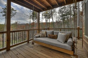 Property grounds - Relax in private rustic luxury! - A Starry Night (Cherry Log)