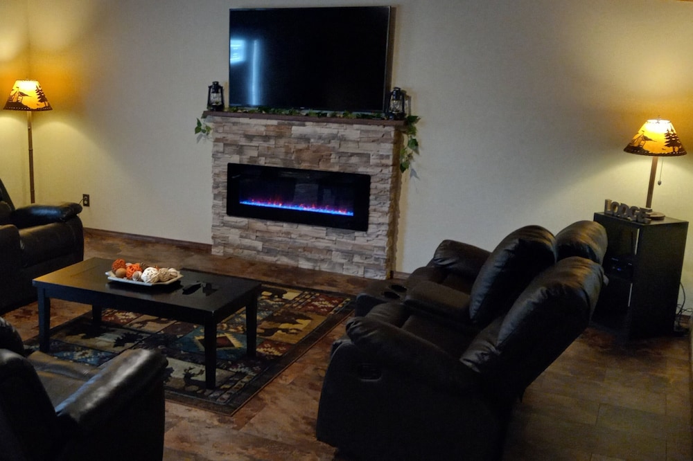 Copperhead Lodge