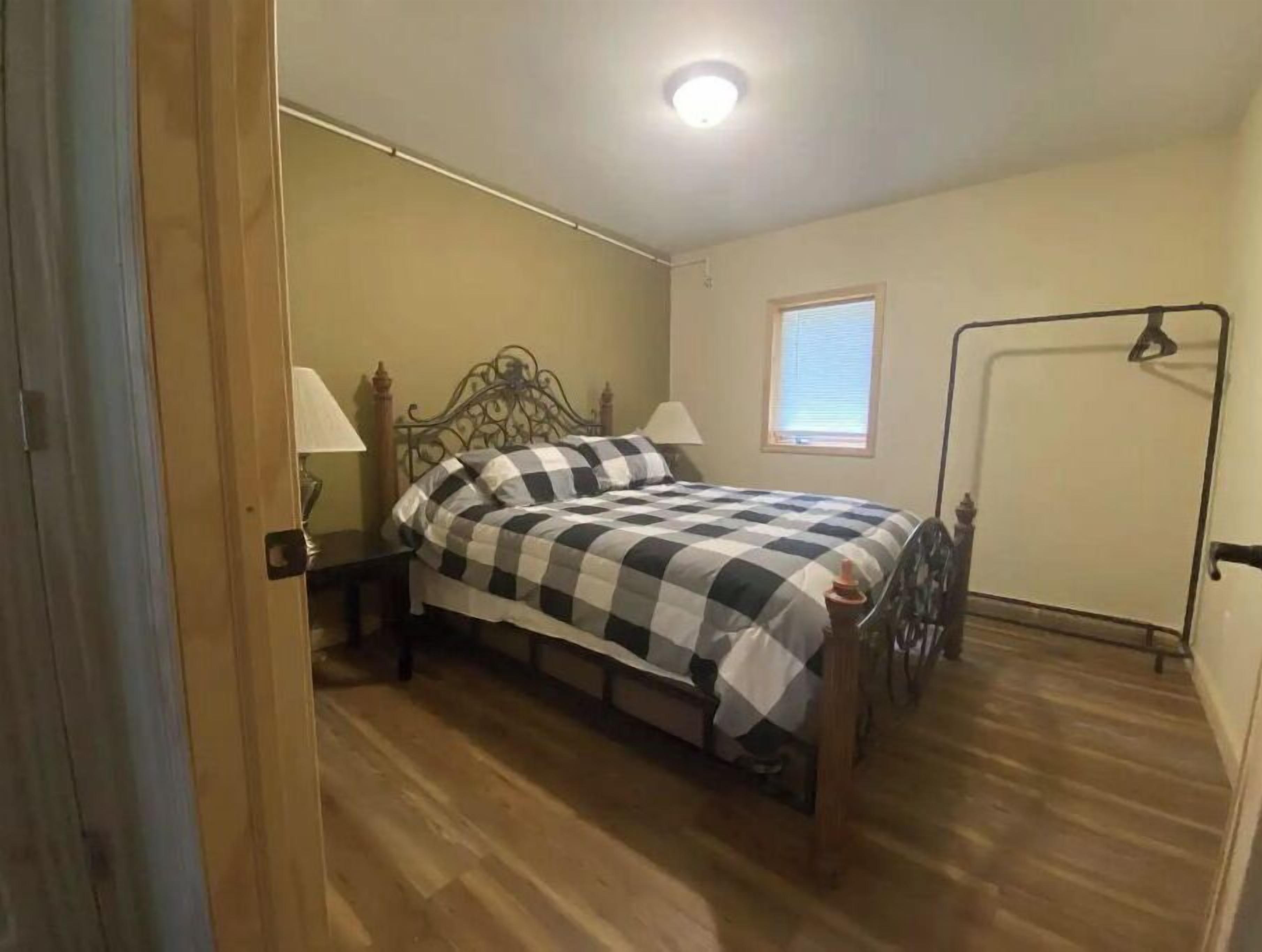 4 habitaciones, wifi gratis y ropa de cama 