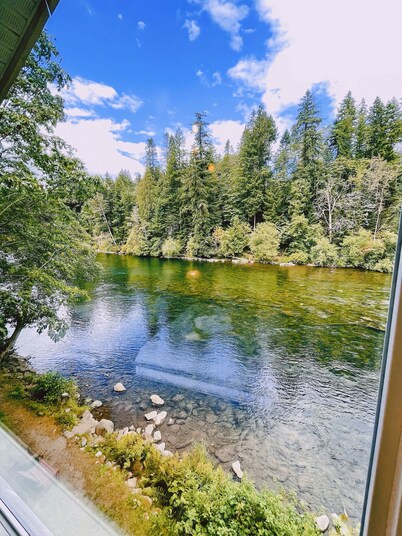 Ultimate Fishing Escape: Reel in the Best Catches & Breathtaking River Views