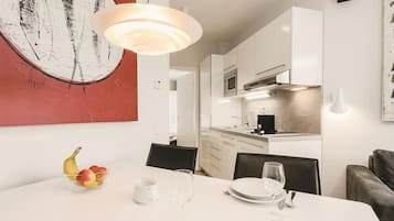 Apartemen (Dünenvilla Deluxe) | Ruang keluarga | TV