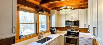 WiFi, Hot tub & Pets - Soulshine - Wooded Retreat